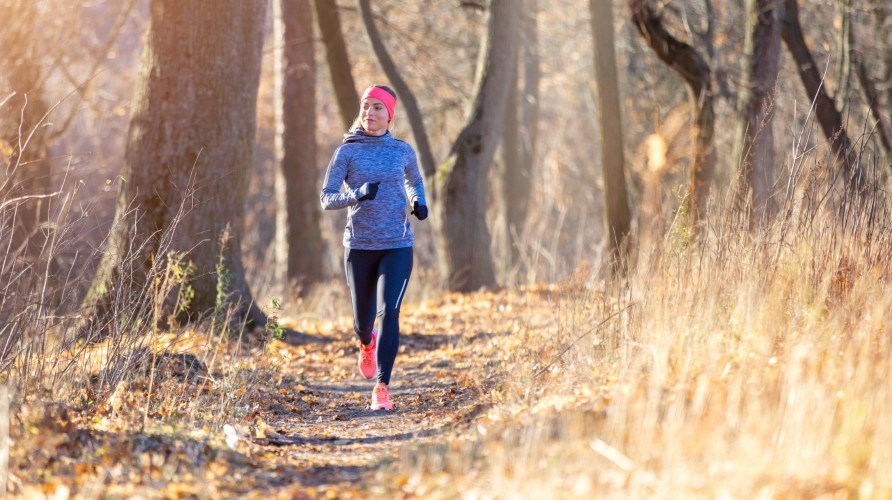 Kvinna som springer.